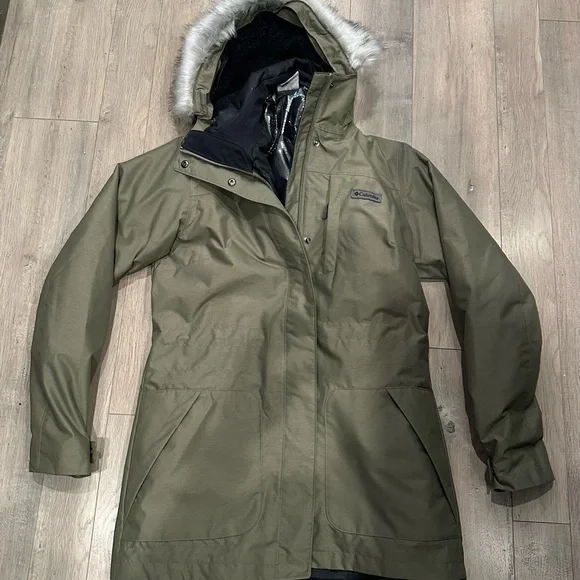 Columbia Olive Green Parka with Faux Fur Hood Interchange style - Picture 2 of 4